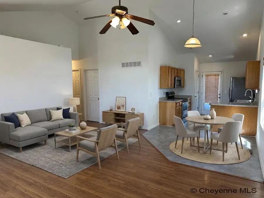 423 Wasatch St, Cheyenne, WY 82001 - #2