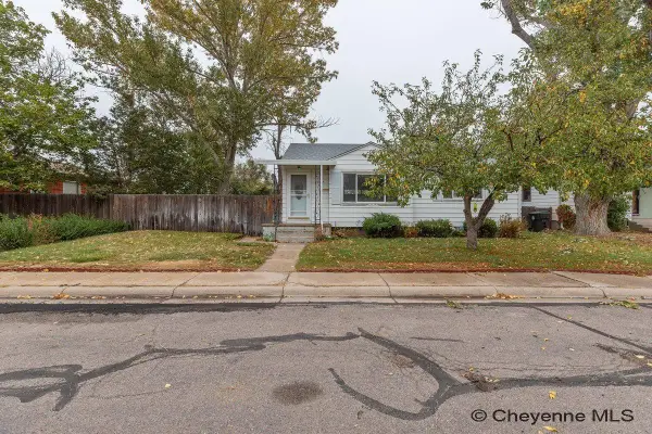 2604 E 11th St, Cheyenne, WY 82001