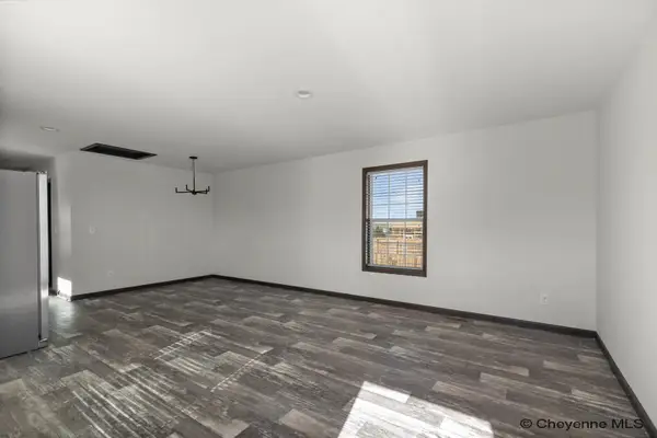 134 N Prairie Ave, Burns, WY 82053