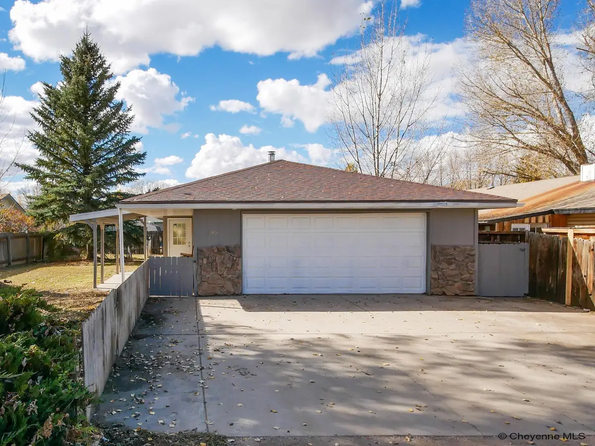 188 N Colorado Ave, Laramie, WY 82070 - #1