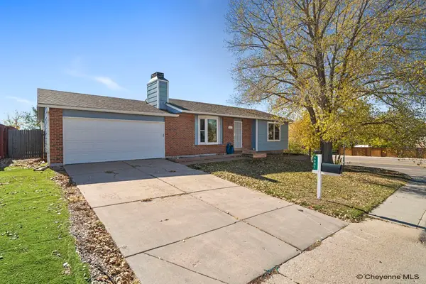 4001 Magnolia Dr, Cheyenne, WY 82009
