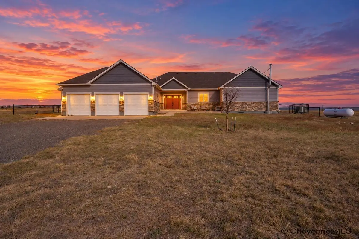 694 Jaymers Ln, Granite Canon, WY 82059 - #1
