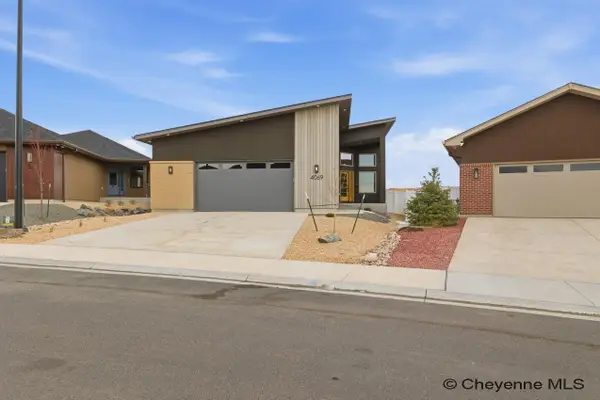 7924 Golden Bell Trl, Cheyenne, WY 82001