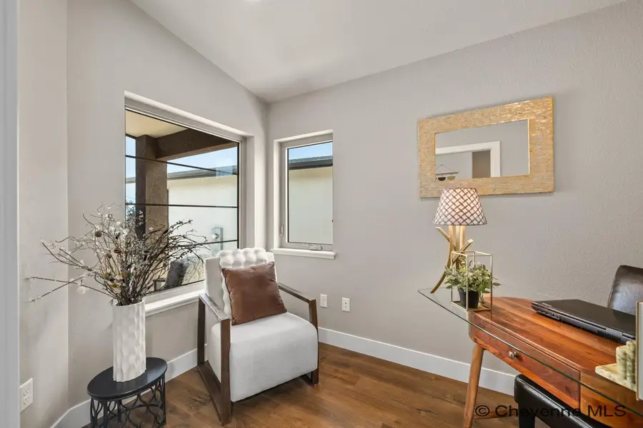 7924 Golden Bell Trl, Cheyenne, WY 82001 - #3