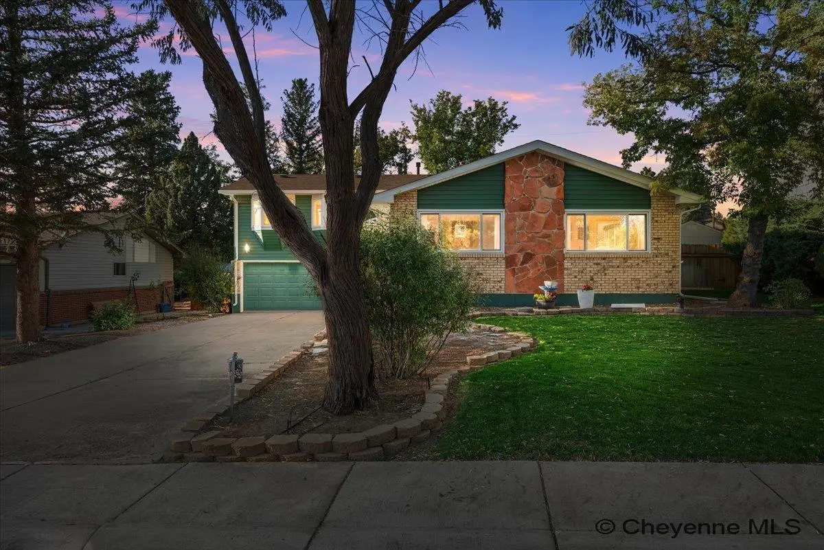 632 Hirst St, Cheyenne, WY 82009 - #1