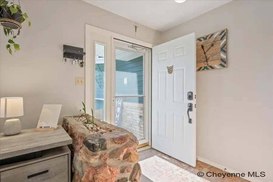 632 Hirst St, Cheyenne, WY 82009 - #3