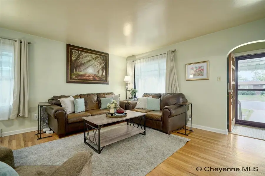 3746 Cribbon Ave, Cheyenne, WY 82001 - #3