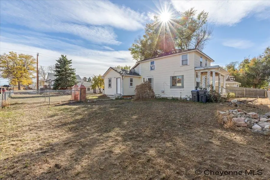 201 W 10th St, Cheyenne, WY 82007 - #2
