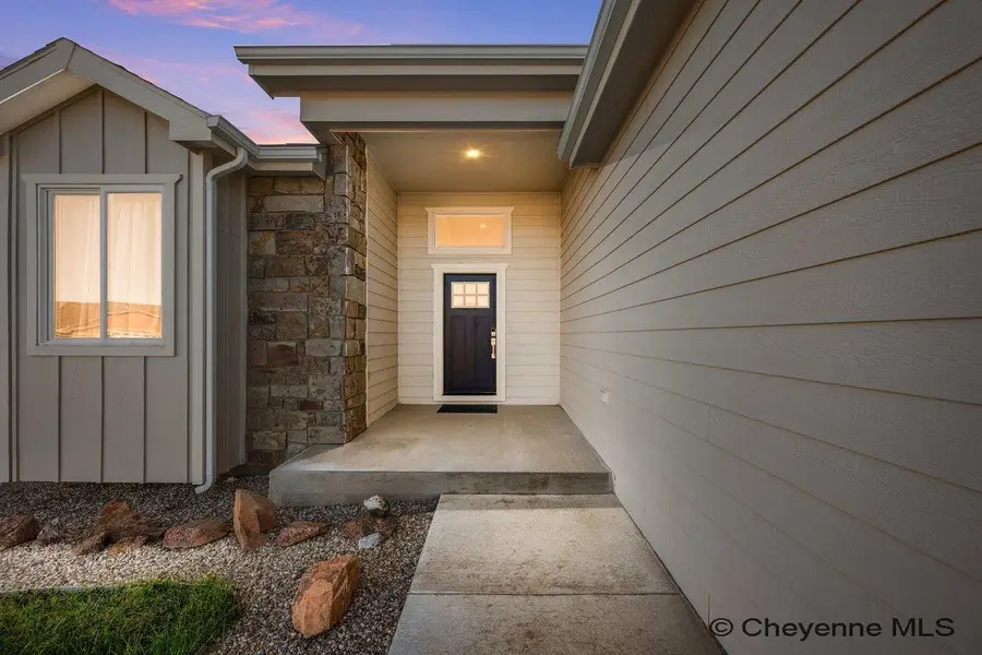 2225 Blue Norther Ln, Cheyenne, WY 82007 - #2