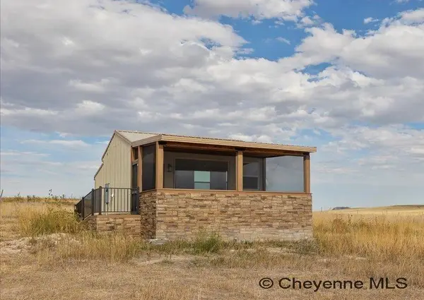 1061 Meadowdale Rd, Glendo, WY 82213