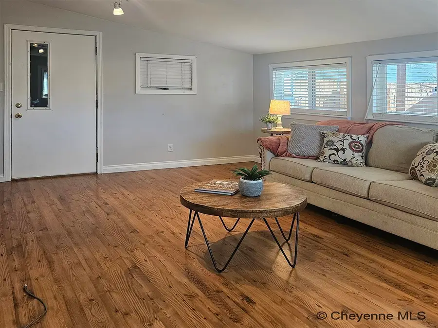 902 Stevens Dr, Cheyenne, WY 82001 - Image #3
