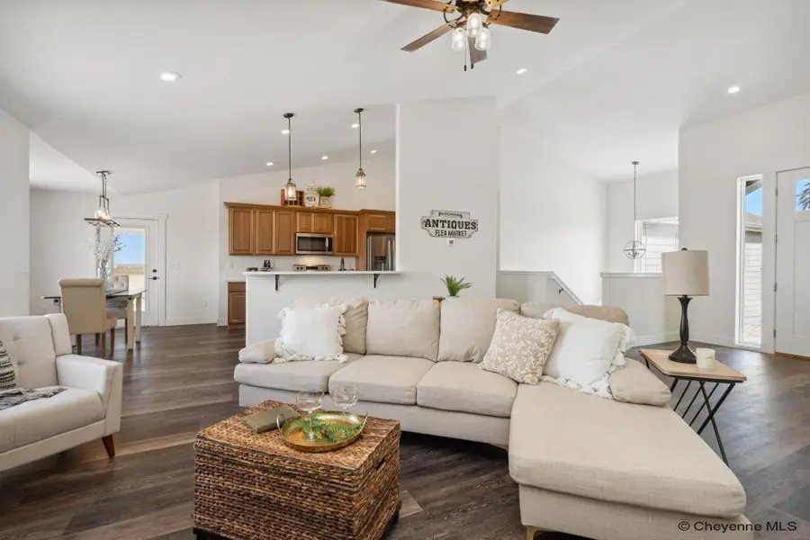 3636 Sky Train Dr, Cheyenne, WY 82009 - Image #2