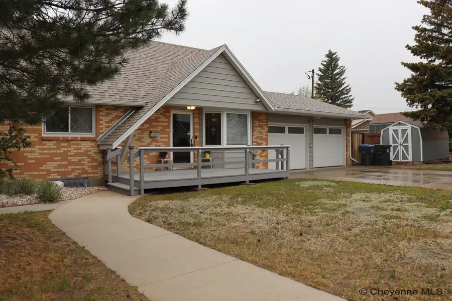 619 Gardenia Dr, Cheyenne, WY 82009 - #2