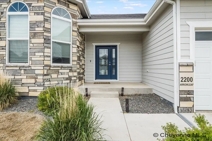 2200 Arrowleaf Dr, Cheyenne, WY 82007 - Image #3