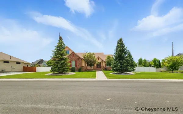 811 West Dale Blvd, Cheyenne, WY 82009