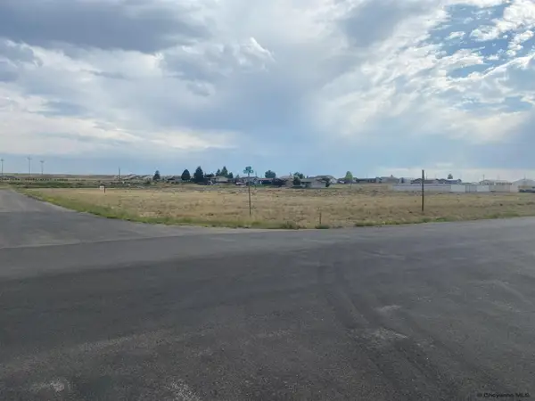 Lot 1 Bridge Ave, SARATOGA, WY 82331