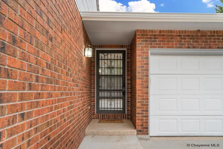 722 Mylar Park Dr, Cheyenne, WY 82009 - Image #3