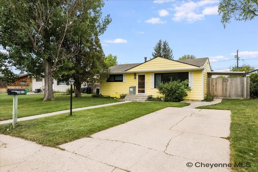 1813 Newton Dr, Cheyenne, WY 82001 - Image #2