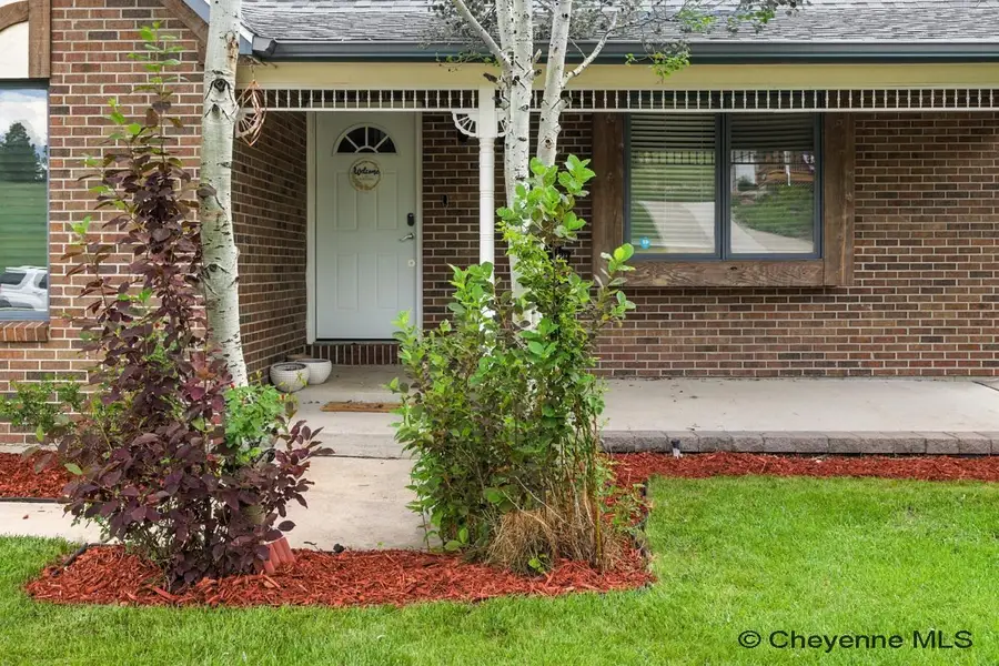 309 Sioux Dr, Cheyenne, WY 82009-0000 - Image #3