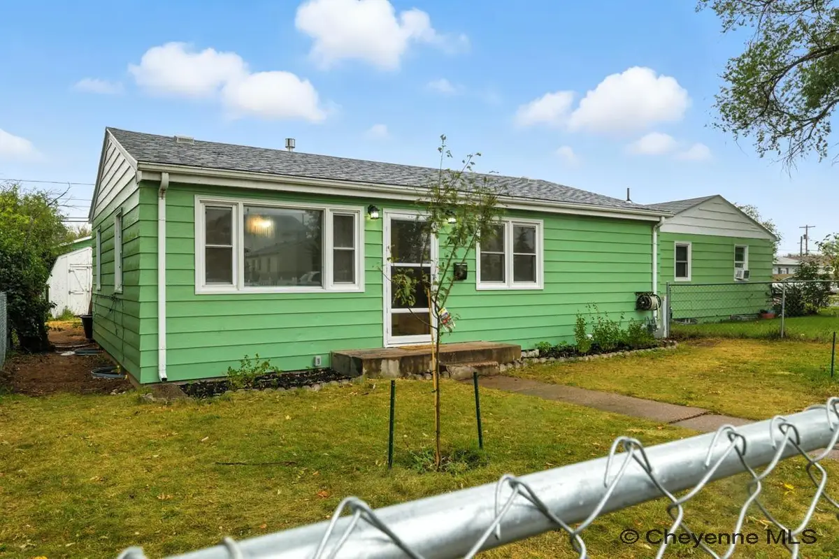 2618 10th St, Cheyenne, WY 82001 - Image #1