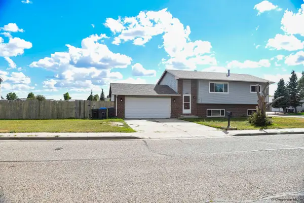 5501 Independence Dr, Cheyenne, WY 82001