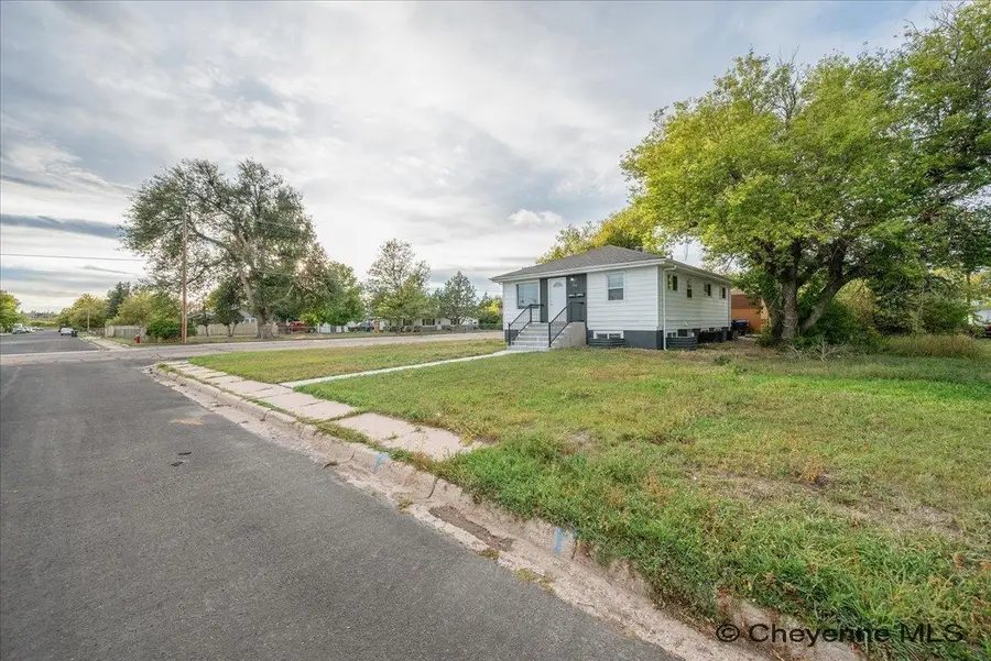 702 E 2nd St, Cheyenne, WY 82007 - Image #2
