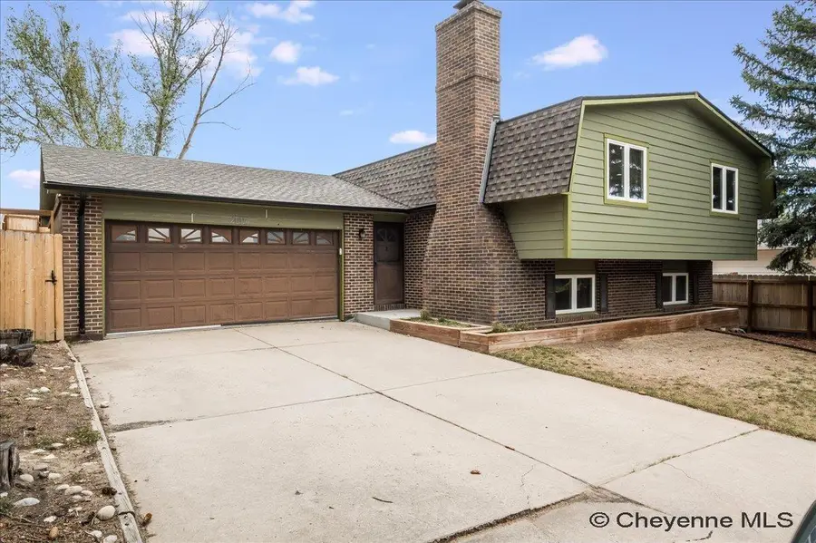 2004 Apache St, Cheyenne, WY 82009 - Image #2