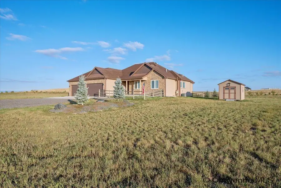 2732 Big Loop Trl, Cheyenne, WY 82009 - Image #2