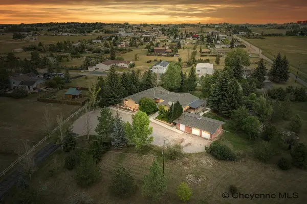 714 E Ole Maverick Rd, Cheyenne, WY 82009