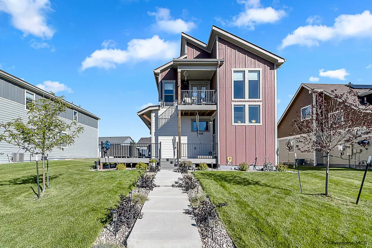 6608 Hitching Post Ln, Cheyenne, WY 82001 - Image #1