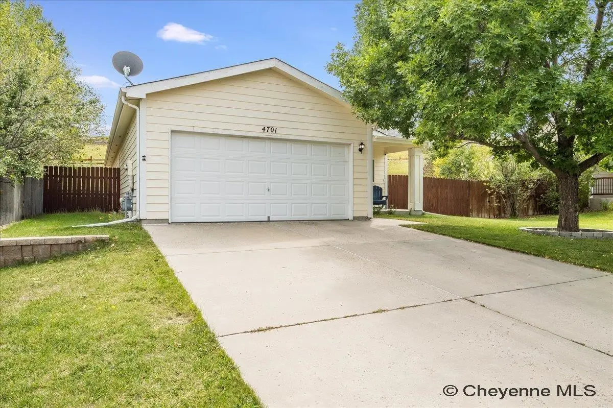 4701 Long Branch Loop, Cheyenne, WY 82001 - Image #1