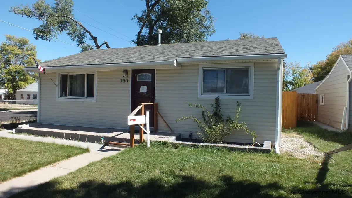 257 Mccomb Ave, Cheyenne, WY 82007 - Image #1