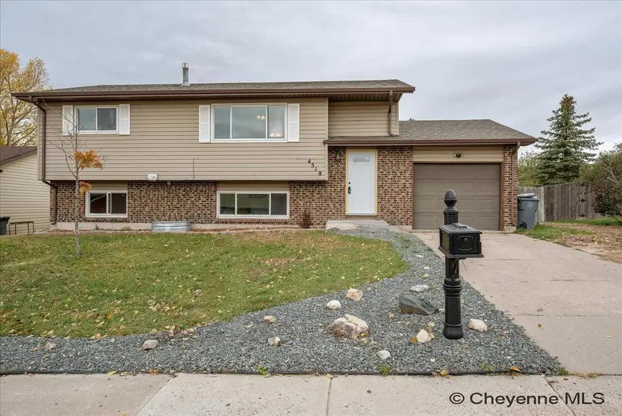 4518 Ontario Ave, Cheyenne, WY 82001 - Image #2