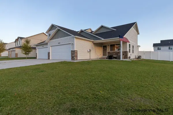 6501 Painted Rock Tr, Cheyenne, WY 82001