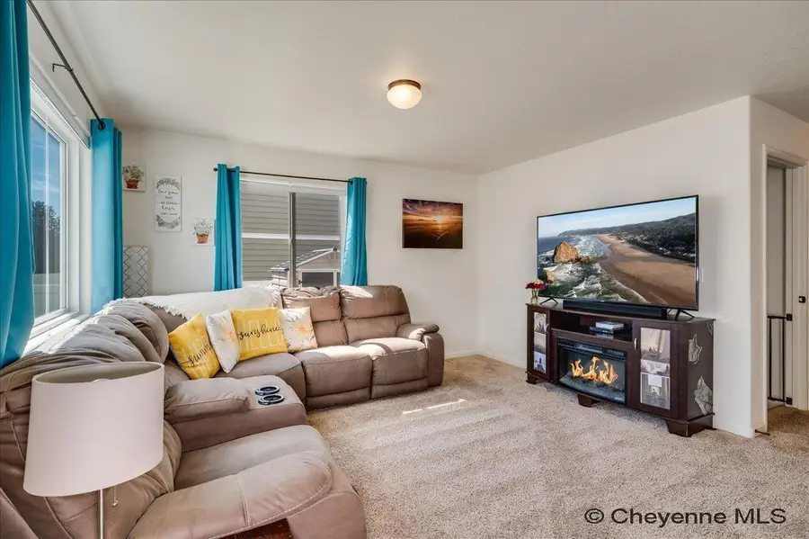 3821 Rain Dancer Trl, Cheyenne, WY 82001 - Image #3