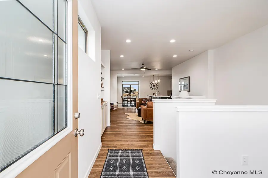 3938 Saddleback Ln, Cheyenne, WY 82001 - Image #2