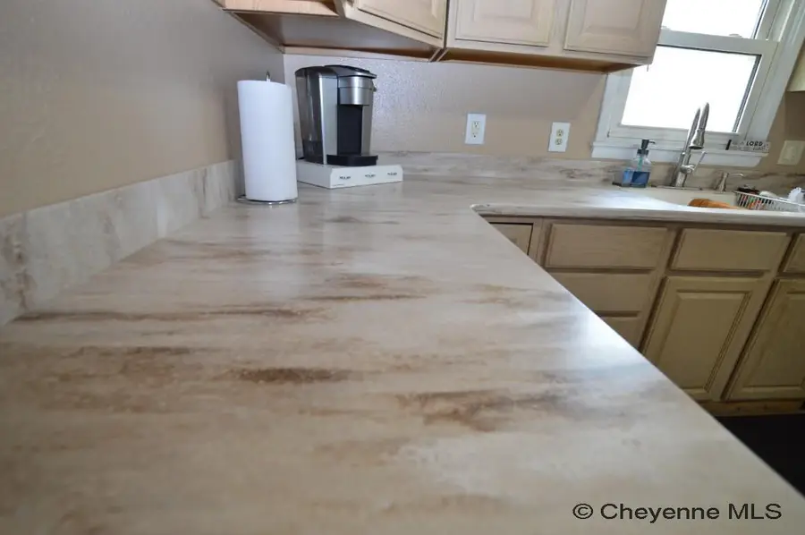 2804 E 10th St, Cheyenne, WY 82009 - Image #3
