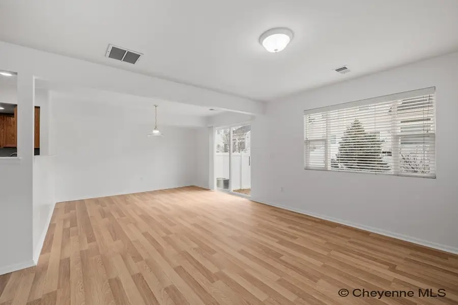 523 W 3rd St, Cheyenne, WY 82007 - Image #2