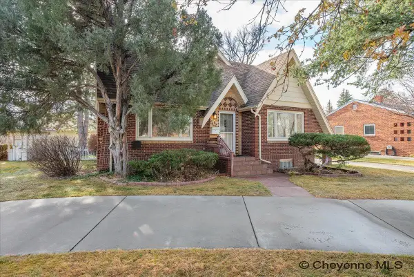903 Foyer Ave, Cheyenne, WY 82001