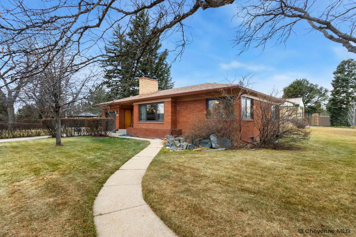 1804 Laurel Dr, Cheyenne, WY 82009 - Image #1