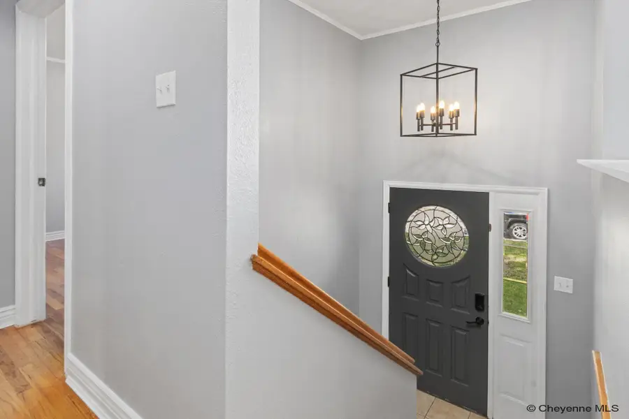 521 Montclair Dr, Cheyenne, WY 82009 - Image #3