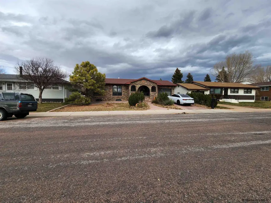 1003 W Hill Rd, Laramie, WY 82072 - Image #3