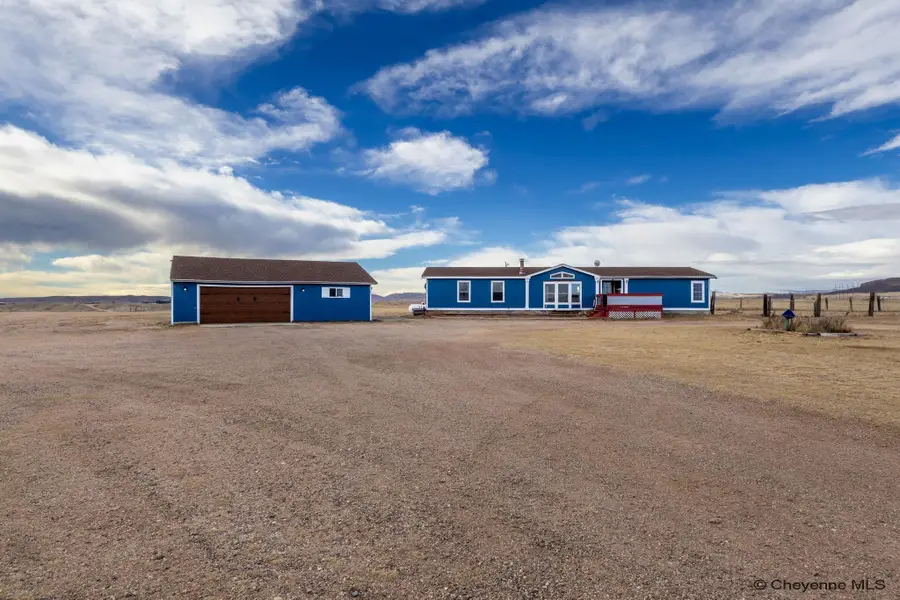 879 S Table Mtn Loop, Cheyenne, WY 82009 - #2