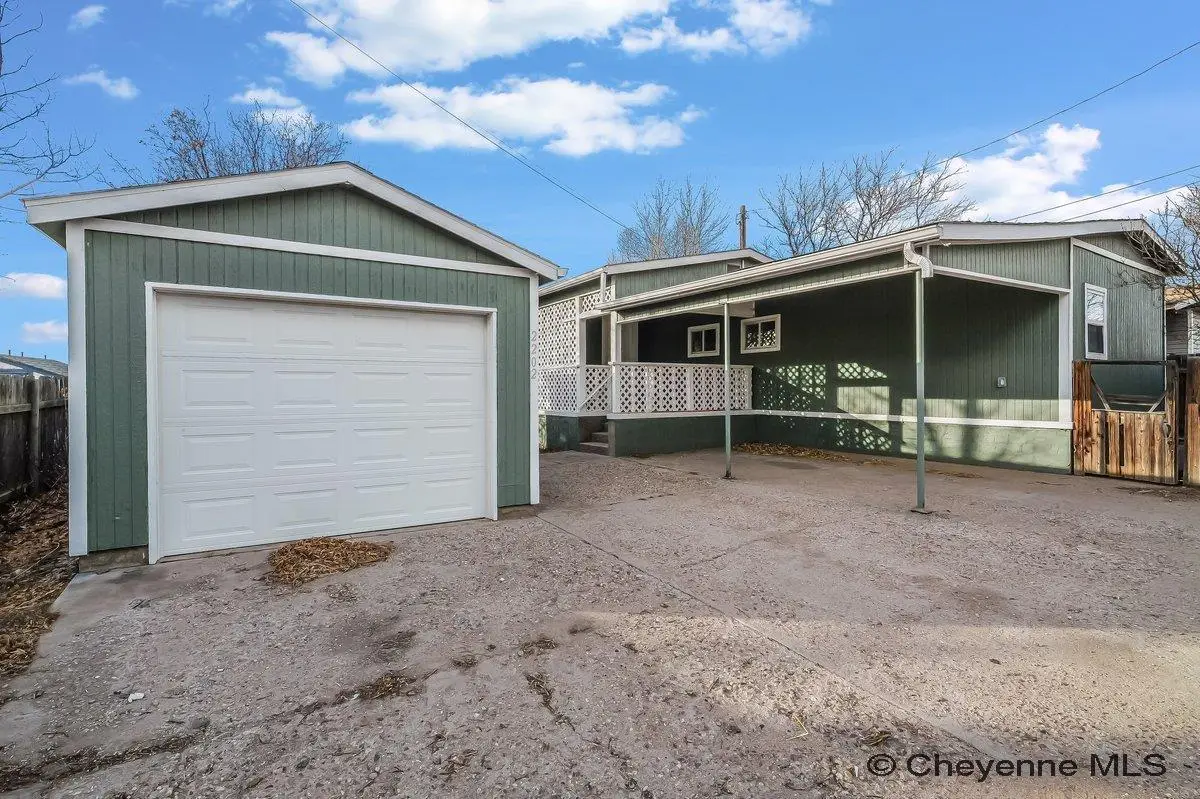 2202 Draper Rd, Cheyenne, WY 82007 - Image #1