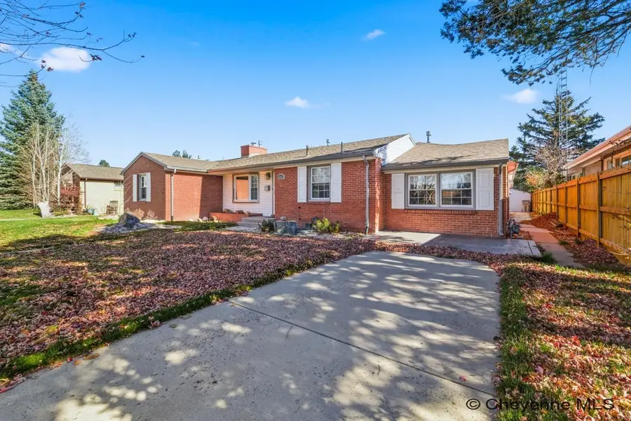 3923 Mccomb Ave, Cheyenne, WY 82001 - Image #2