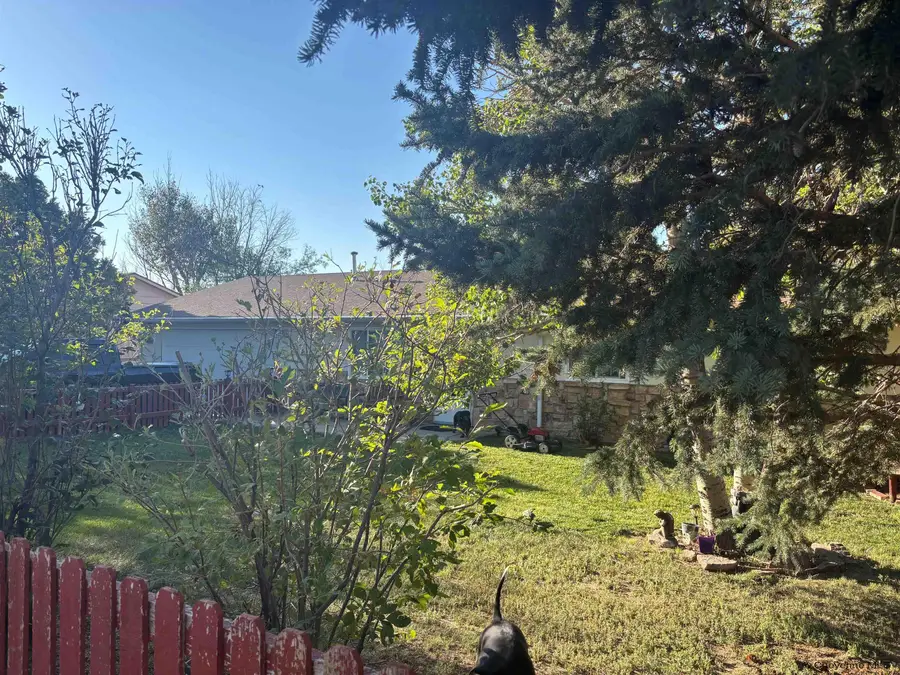 1106 Ashford Dr, Cheyenne, WY 82007 - Image #3