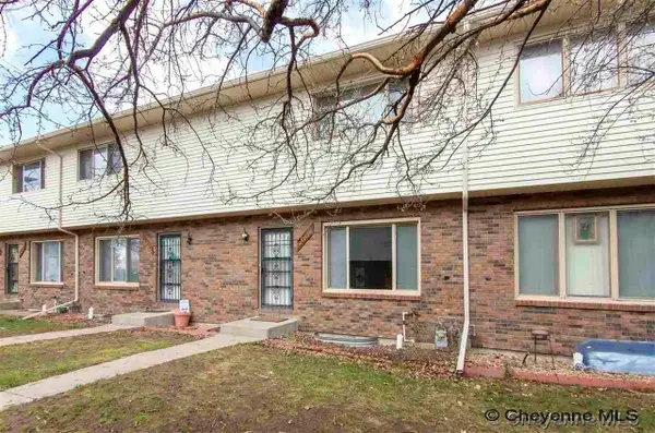 6008 Osage Ave, Cheyenne, WY 82009
