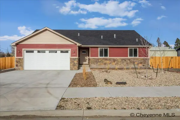 606 Cherry St, Cheyenne, WY 82007