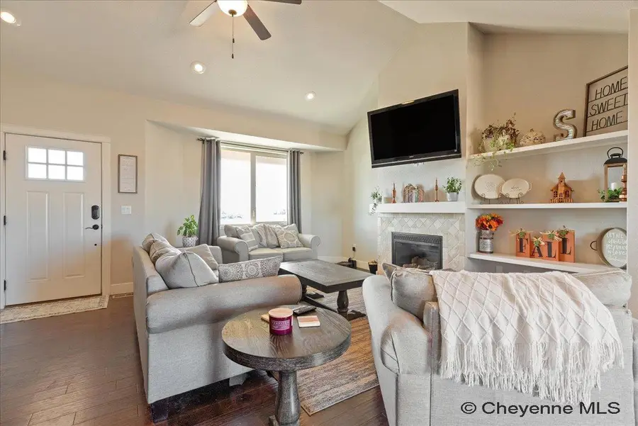 1873 Lauver Ln, Cheyenne, WY 82009 - Image #3