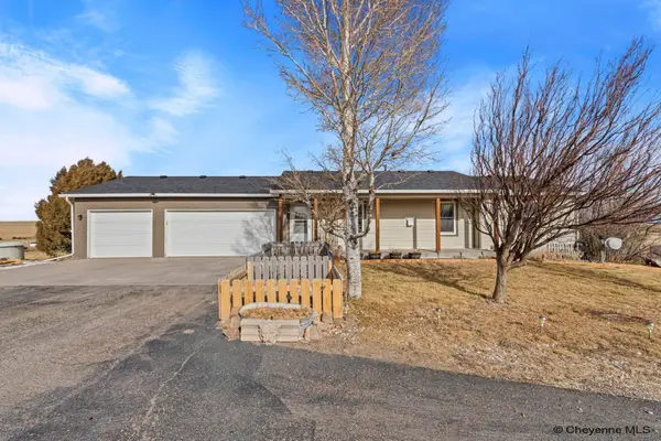 2230 Hummingbird Trl, Cheyenne, WY 82009